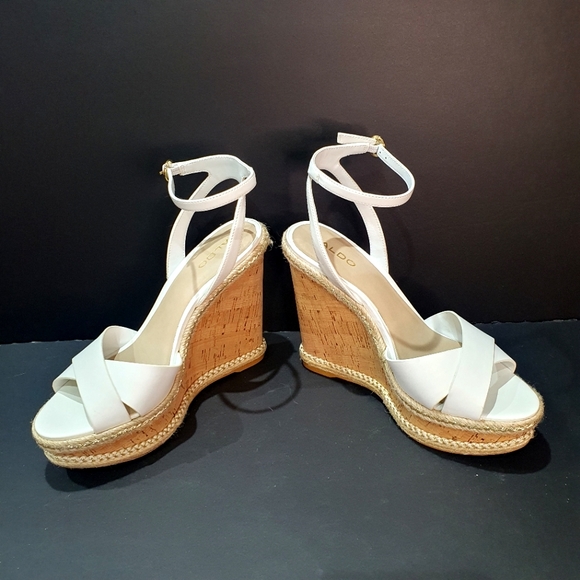 Aldo Like-New White Wedge High Heel Sandal - Picture 2 of 9